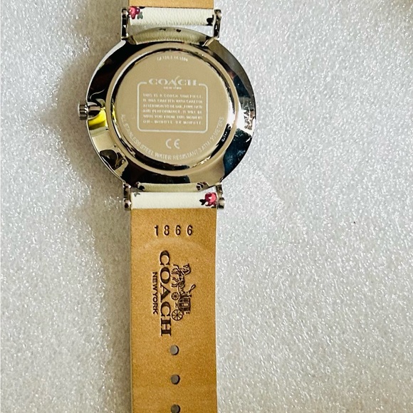 Coach Perry White Pink Silver Stainless Steel Case Leather Strap Watch New - Picture 3 of 5
